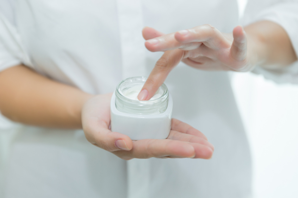 Le 4 migliori creme solari antiage per il viso