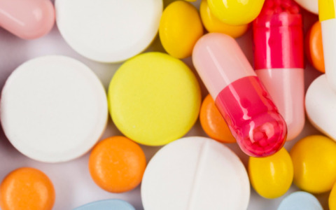 Spesa farmaceutica italiana in crisi richiede riforma urgente